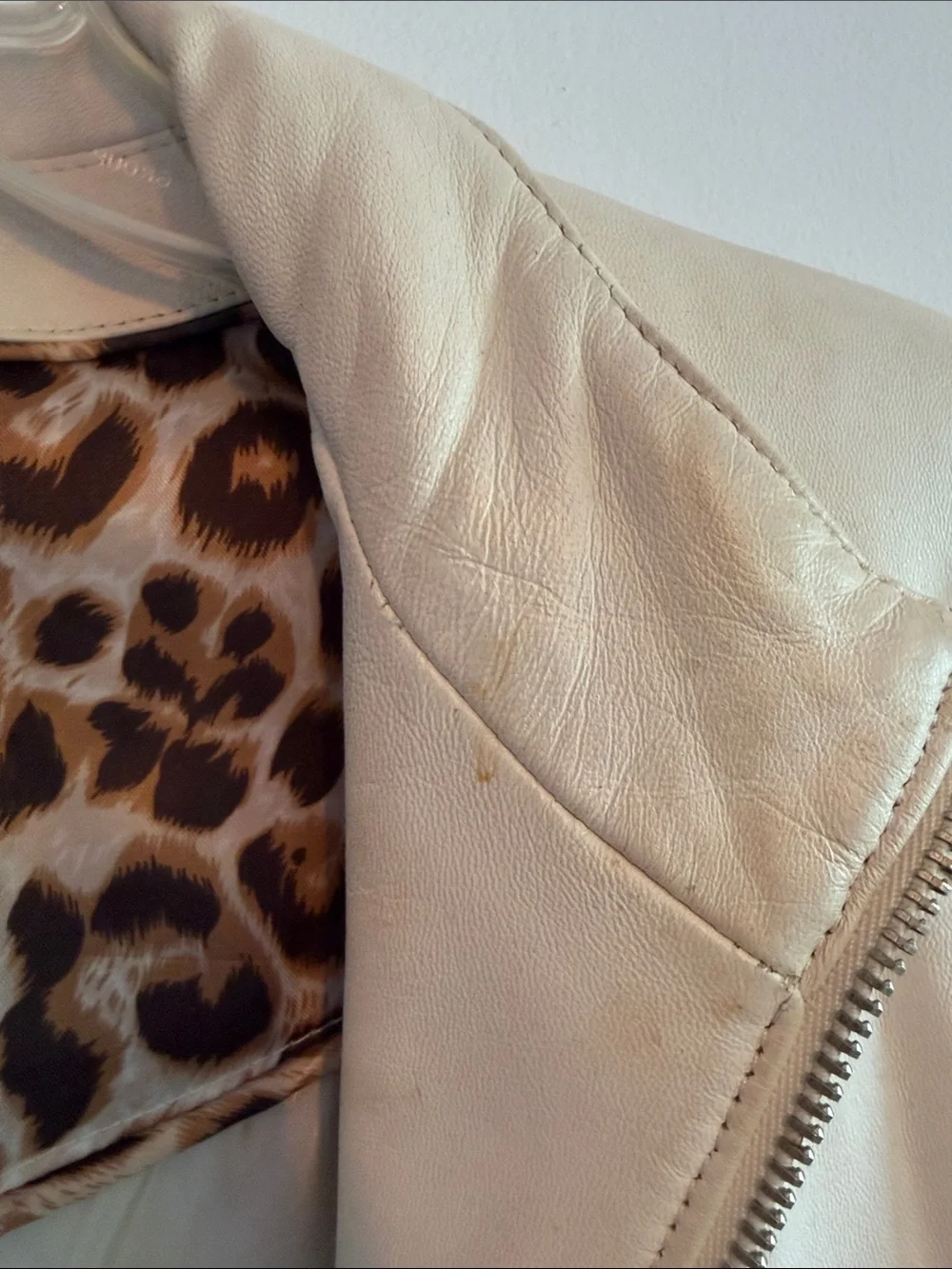 Vintages Wilson's Leather jacket!